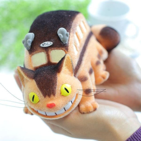 Nekobus figurine